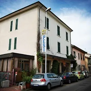 2* Hotel Pesi
